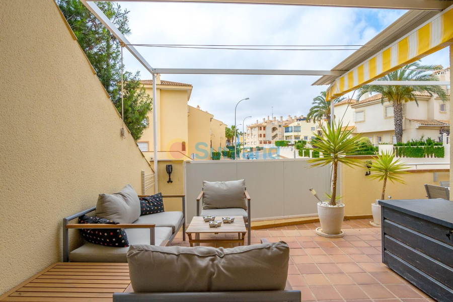 Verkauf - Apartment - Orihuela Costa - Campoamor