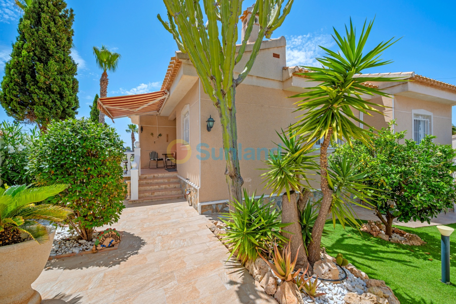 Resale - Villa - Ciudad Quesada - Rojales