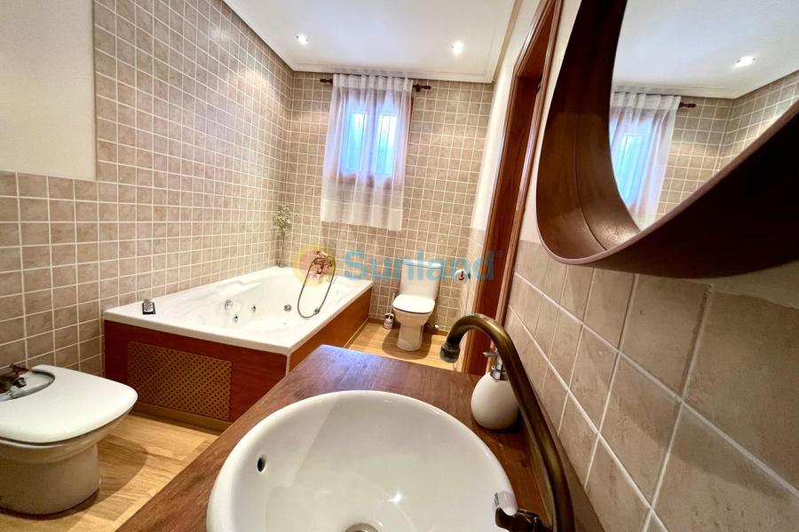 Segunda mano - C - El Esparragal