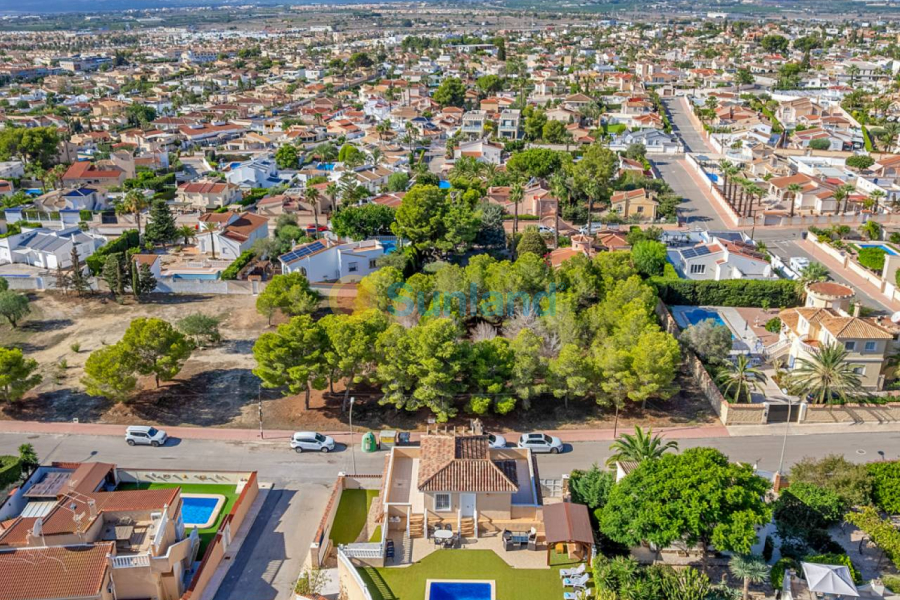 Resale - Villa - Ciudad Quesada