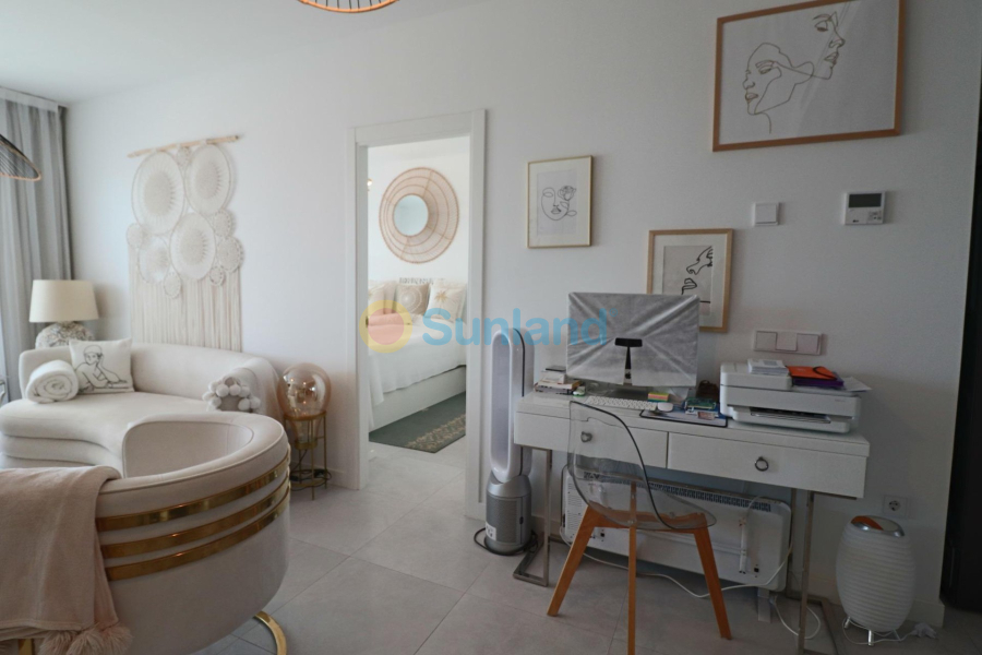 Resale - Apartment - Finestrat - Camporrosso village