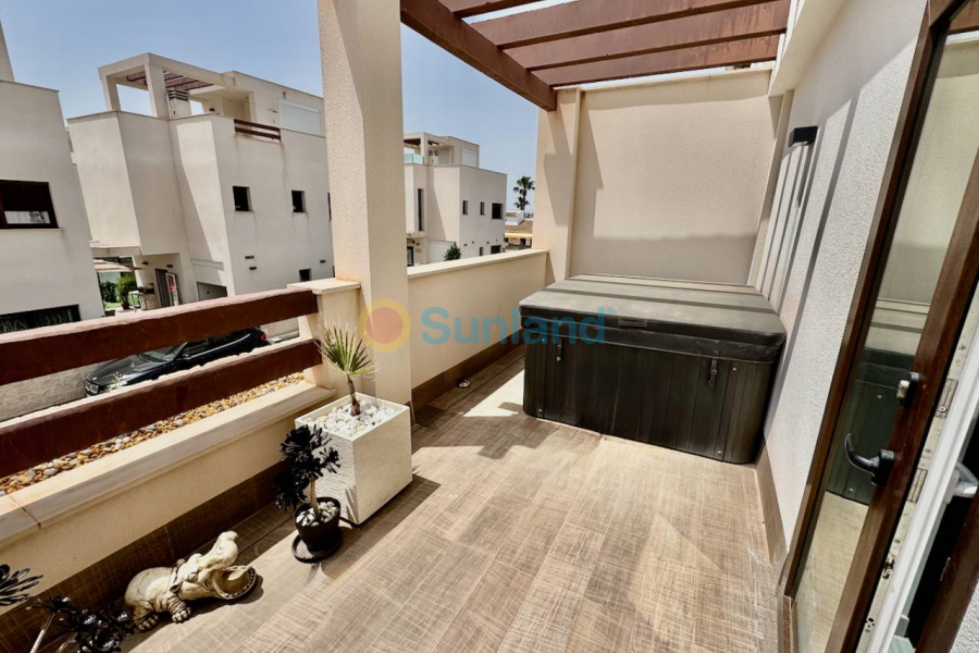 Resale - Villa - Ciudad Quesada