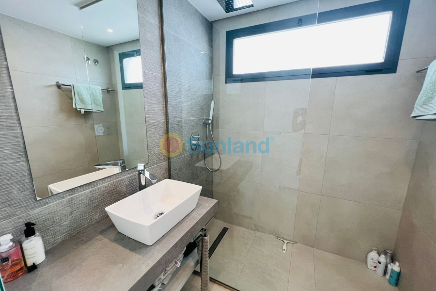 Resale - Apartment / flat - Guardamar del Segura - Guardamar