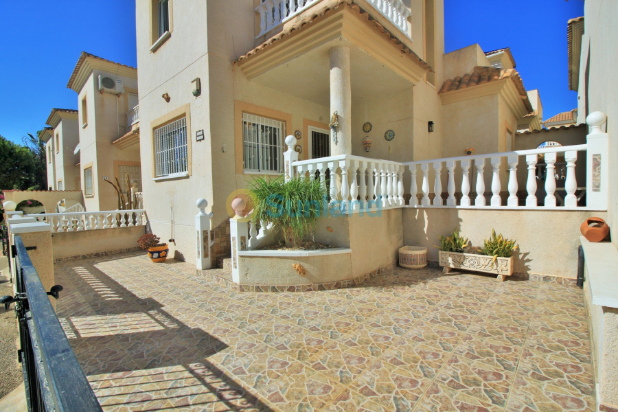 Använda fastigheter - Villa - Playa Flamenca