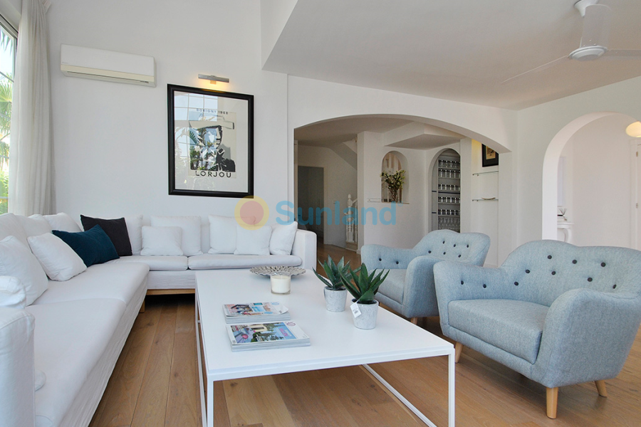 Resale - Villa - Elche - La Marina