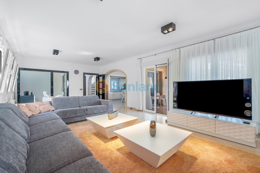 Resale - Villa - Benissa