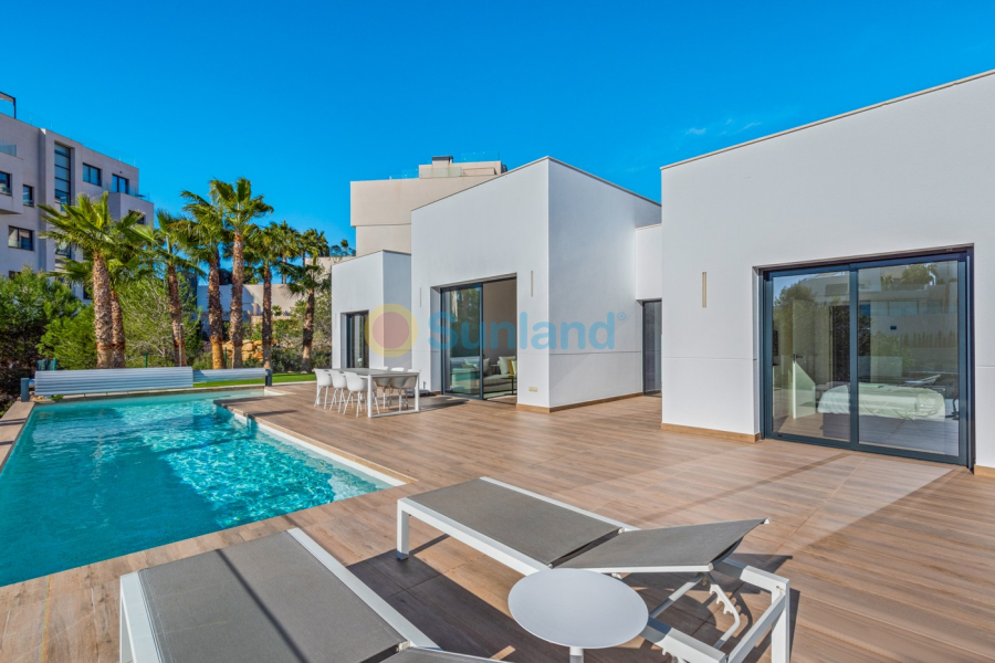 Resale - Villa - Las Colinas Golf Resort - Las Colinas golf