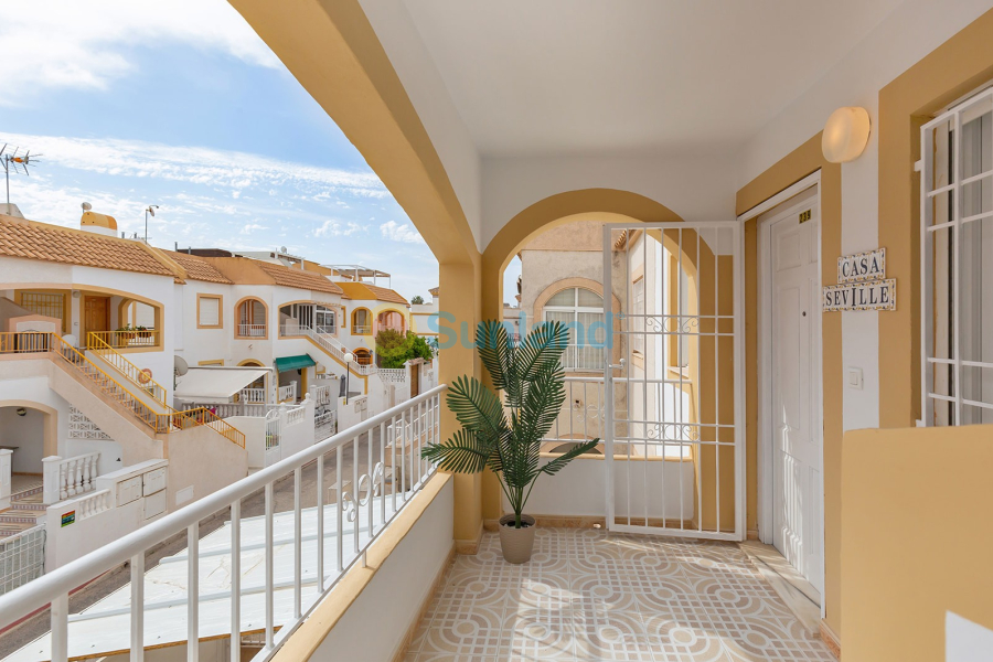 Resale - Townhouse - Torrevieja - 