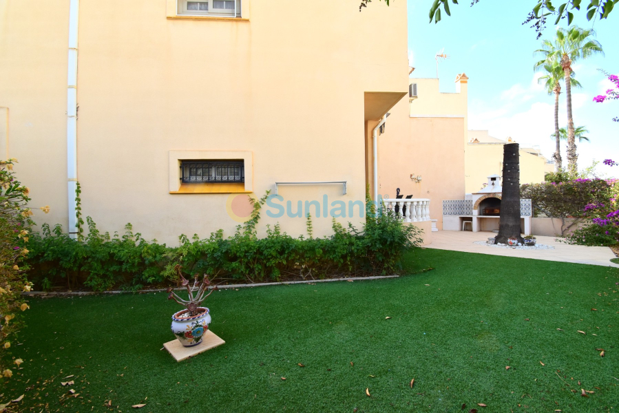 Resale - Apartment - Orihuela Costa - 