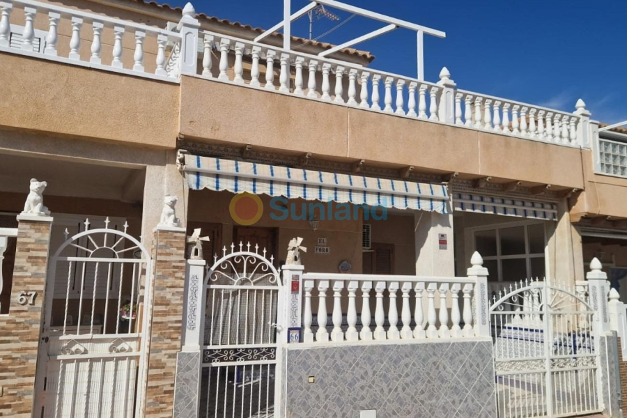 Resale - Townhouse - Torrevieja - Los Altos