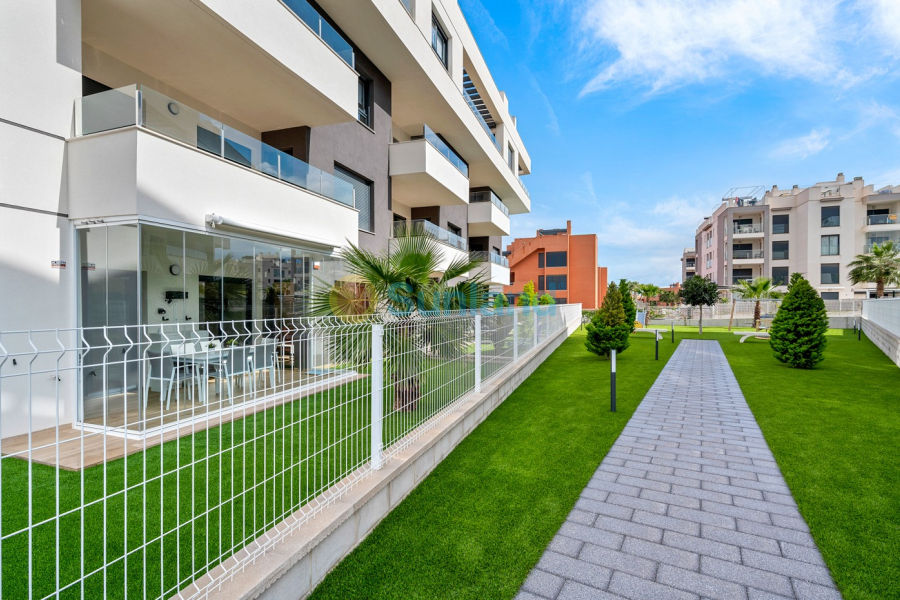 Resale - Apartment - Orihuela Costa - Villamartin