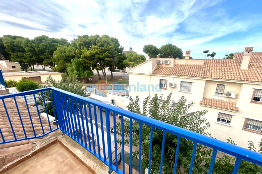 Använda fastigheter - Terraced house - Orihuela Costa - Campoamor