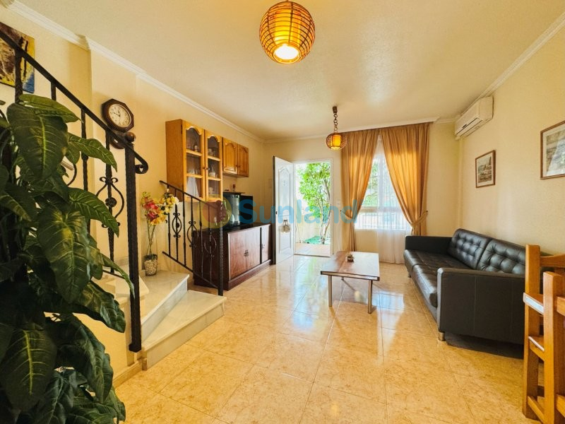 Använda fastigheter - Duplex - Torrevieja - Aguas Nuevas