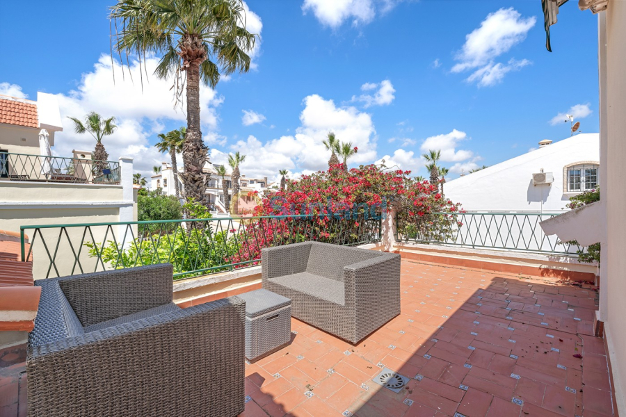 Segunda mano - Chalet - Orihuela Costa - Los Dolses