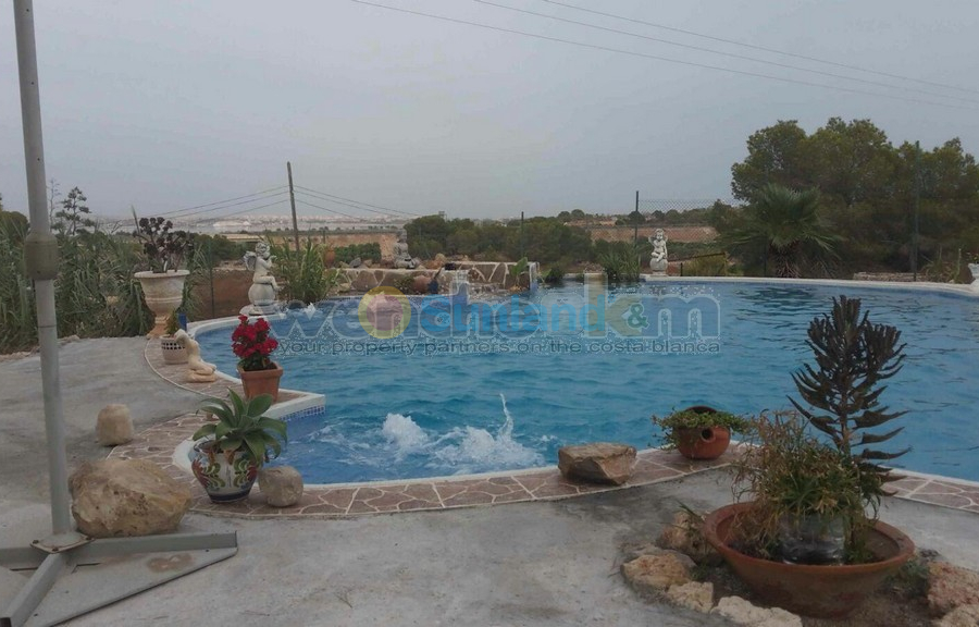 Använda fastigheter - Villa - Torrevieja - Los Balcones