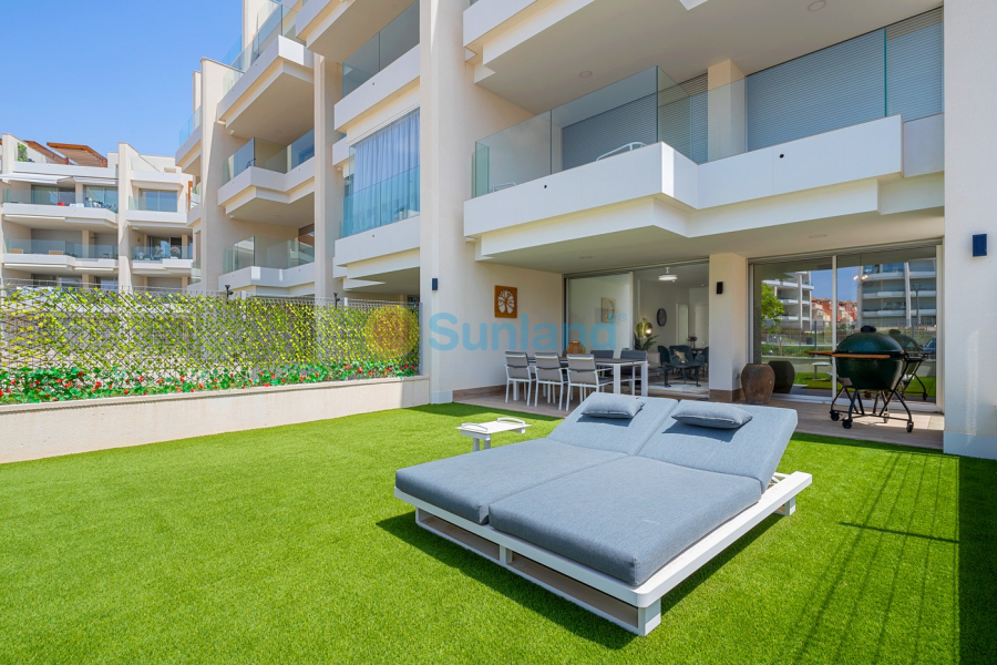 Resale - Apartment - Orihuela Costa - Villamartin