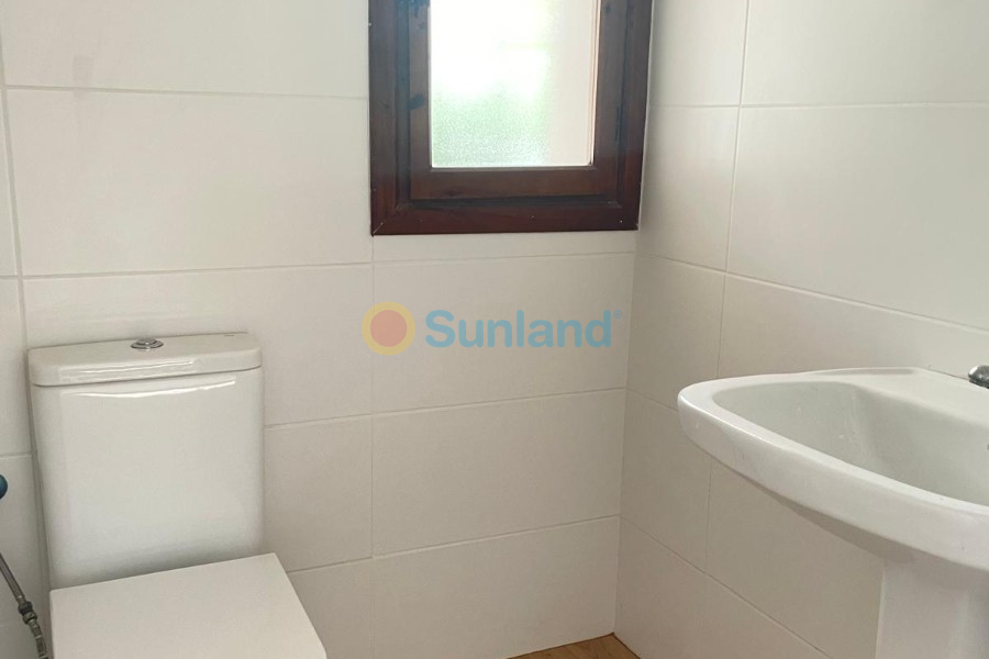 Resale - Villa - Orihuela Costa - Los Dolses