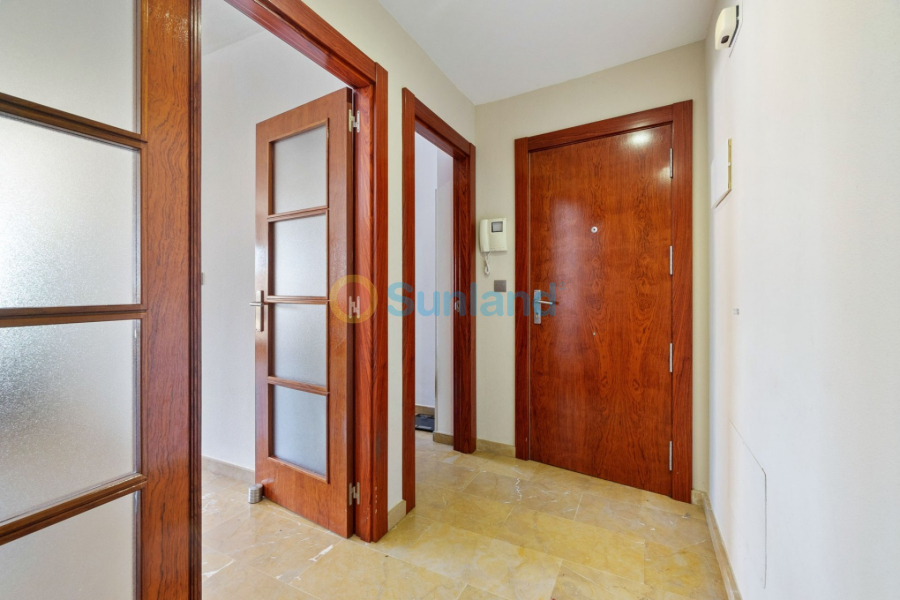 Segunda mano - Apartamento - Torrevieja - Centro