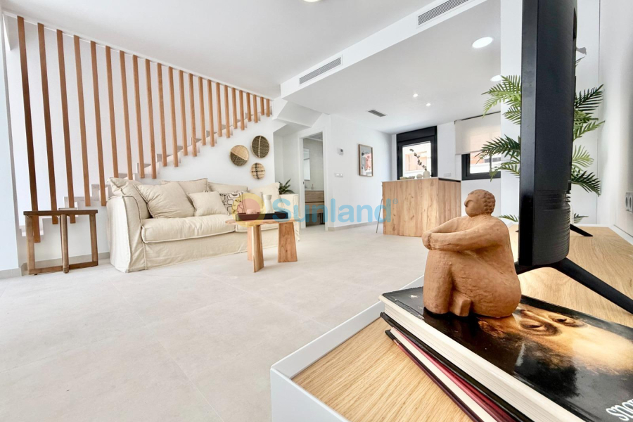 Новостройка - Town House - Cox - San Fernando