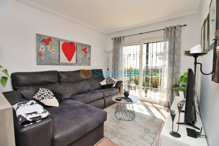 Resale - Villa - Villamartin - Los Dolses