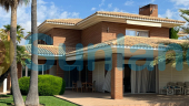 Resale - Villa - Benidorm