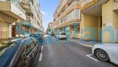 Resale - Apartamento - Torrevieja - Centro