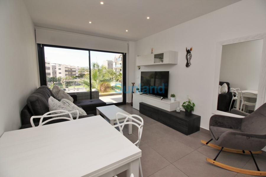 Segunda mano - Apartamento - Villamartin