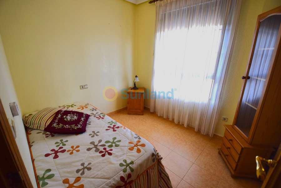 Resale - Apartment - Guardamar del Segura - 