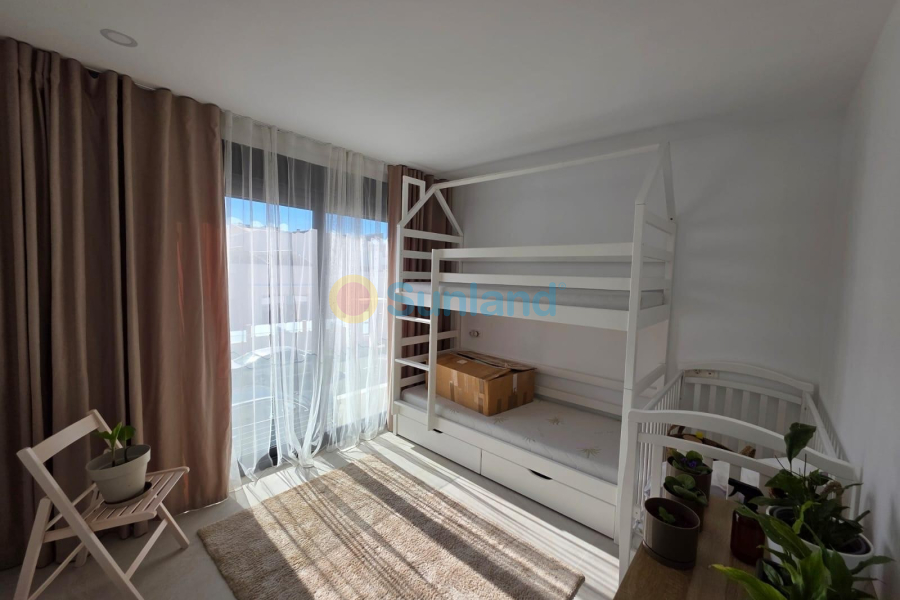 Segunda mano - Chalet - Benijofar