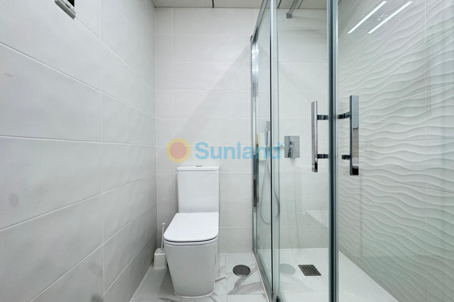 Resale - Apartment - Torrevieja - 