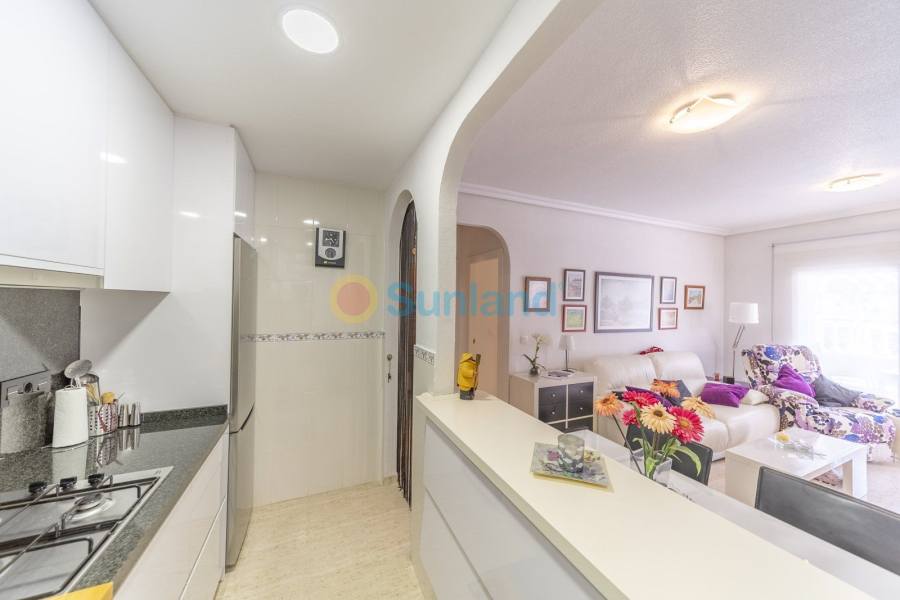 Resale - Apartamento - Torrevieja - La Mata