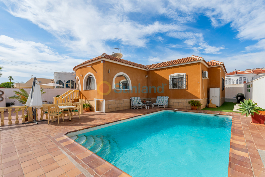 Resale - Villa - Ciudad Quesada - Rojales