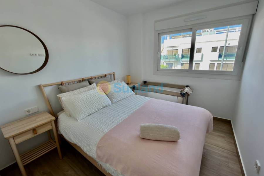 Resale - Apartment - Orihuela - Vistabella