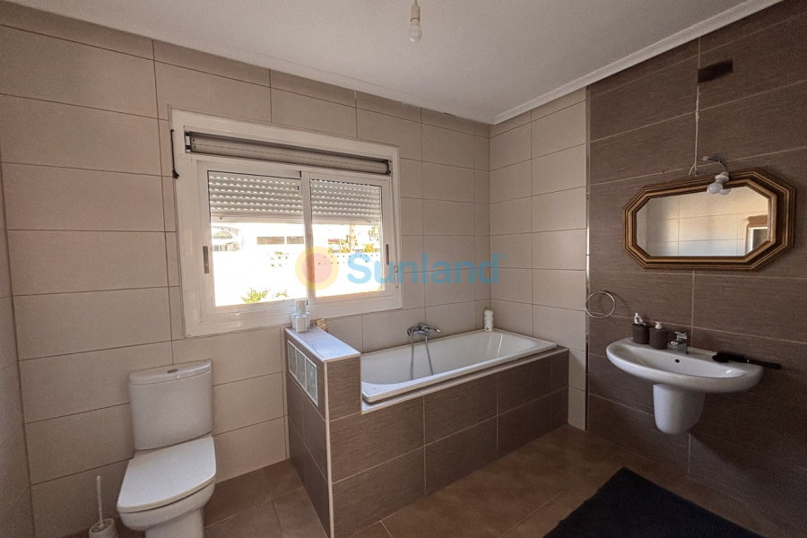 Resale - V - Benijofar