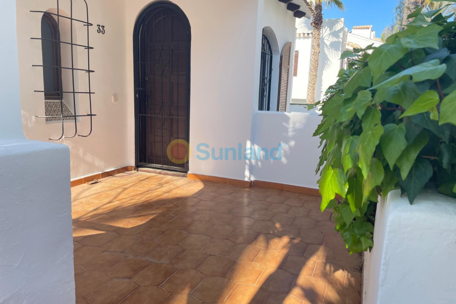 Resale - Villa - Orihuela Costa - Los Dolses