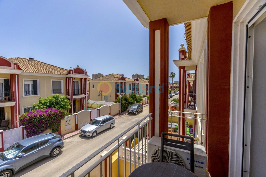 Använda fastigheter - Terraced house - Orihuela Costa - Campoamor