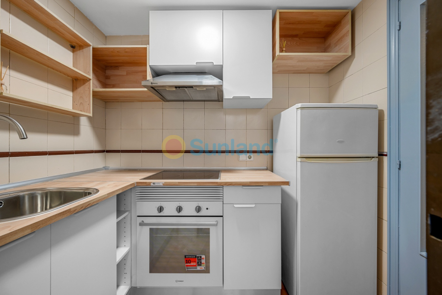 Resale - Apartment - Altea