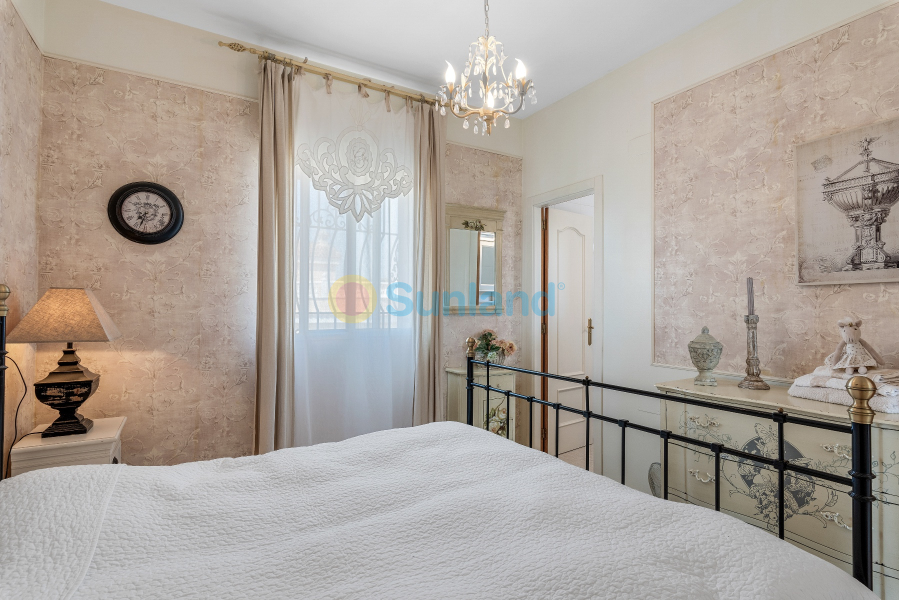 Resale - Villa - Monforte del Cid