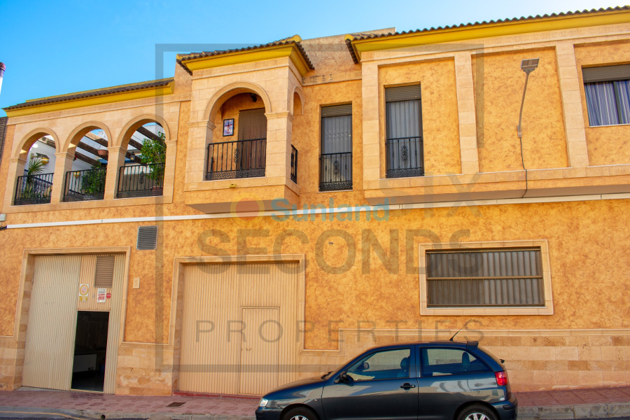 Resale - Villa - Guardamar del Segura - 