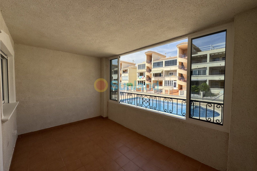Resale - Apartamento - Orihuela Costa - La Ciñuelica
