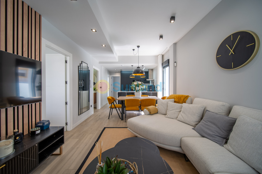 Resale - Apartamento - Torrevieja - Punta Prima
