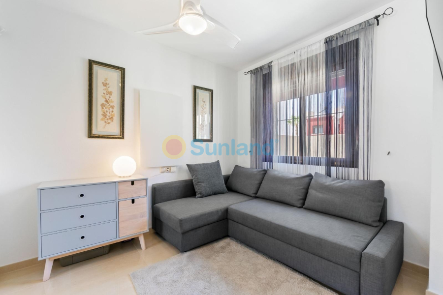 Använda fastigheter - Radhus - Torrevieja - Aguas Nuevas