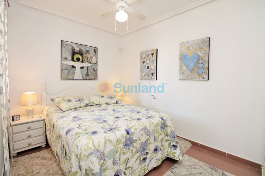 Resale - Villa - Villamartin - Los Dolses