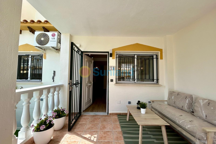 Resale - Terraced house - Orihuela - Urbanización Perla del Mar