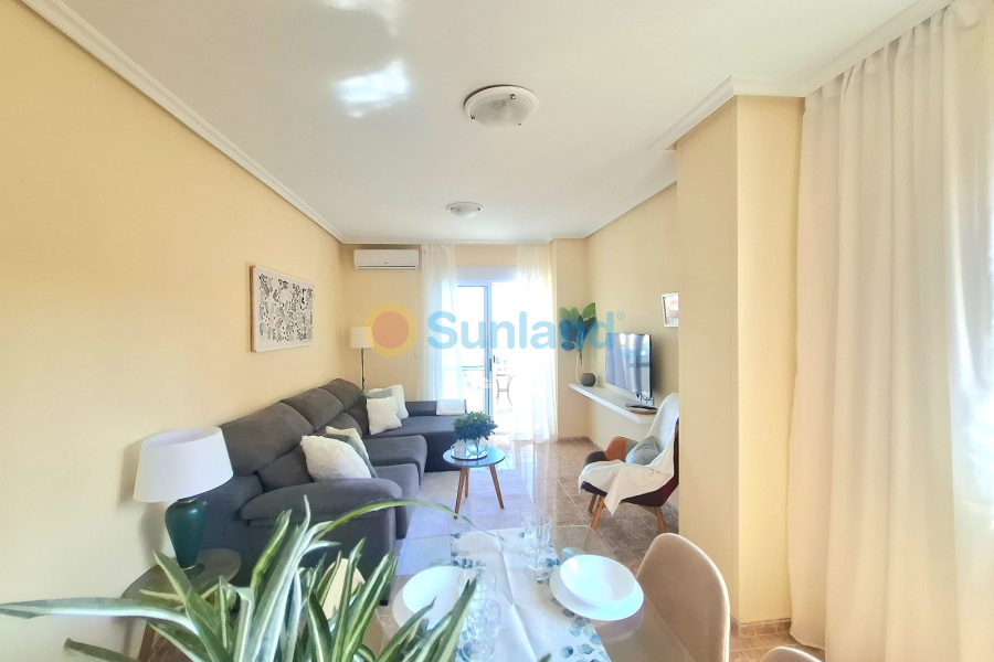 Resale - Apartamento - Torrevieja - Centro