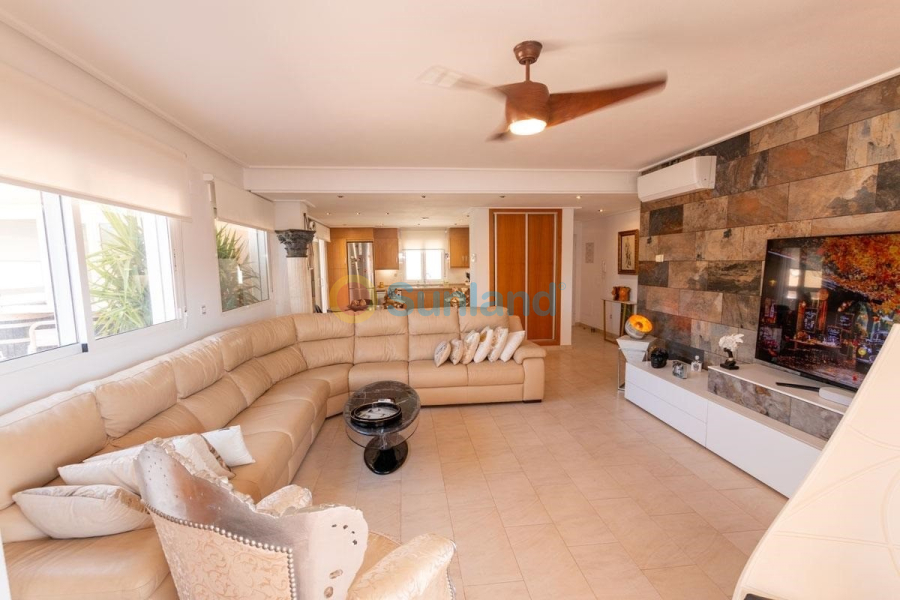 Använda fastigheter - Lägenhet - Orihuela Costa - Los Dolses