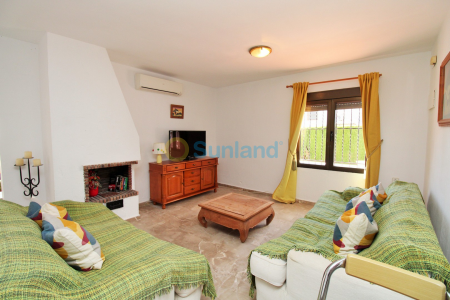 Segunda mano - Chalet - Villamartin