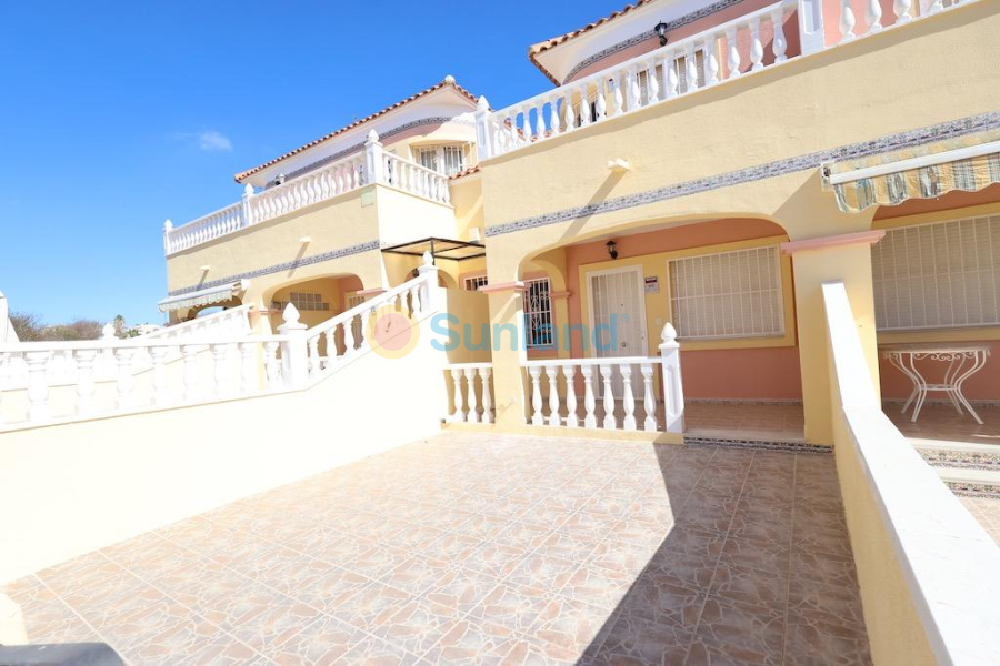 Använda fastigheter - Terraced house - Orihuela Costa - Las Filipinas