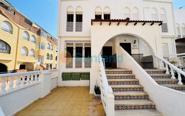 Townhouse / Duplex/Corner - Resale - La Mata - La Mata