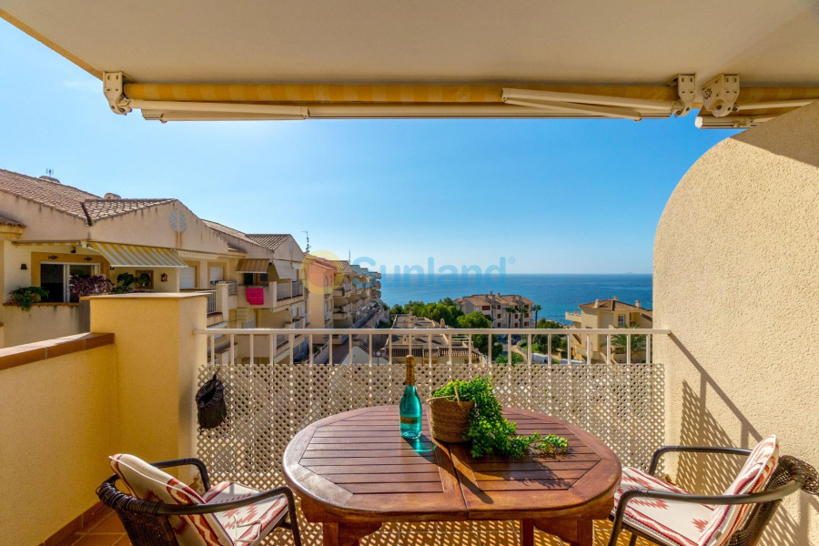 Resale - Apartment - Orihuela Costa - Campoamor